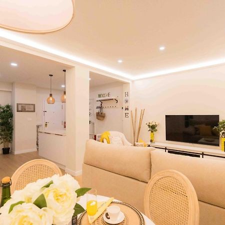 Bilbao Chic Barrena Old Town Apartment Bagian luar foto