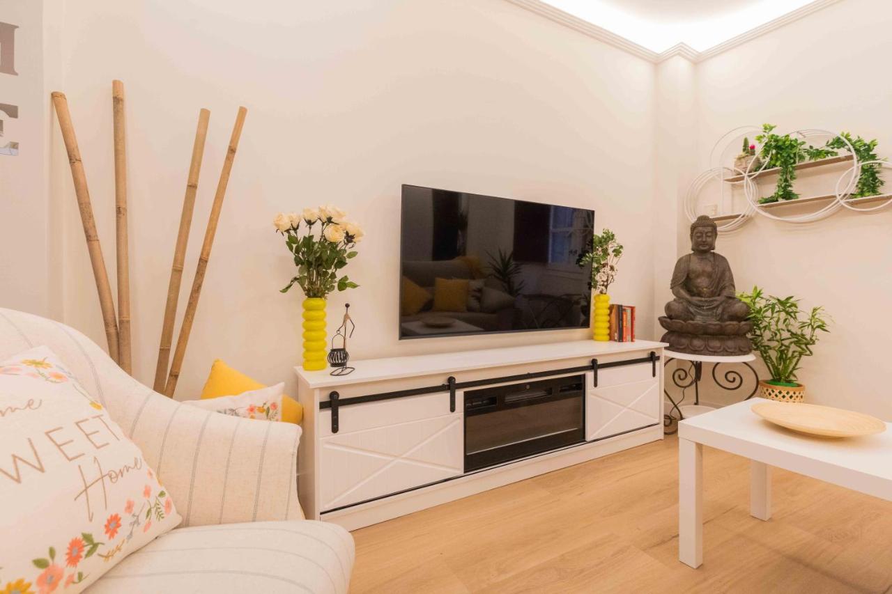 Bilbao Chic Barrena Old Town Apartment Bagian luar foto