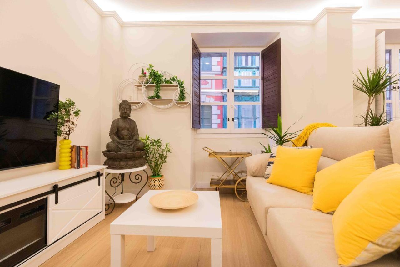 Bilbao Chic Barrena Old Town Apartment Bagian luar foto