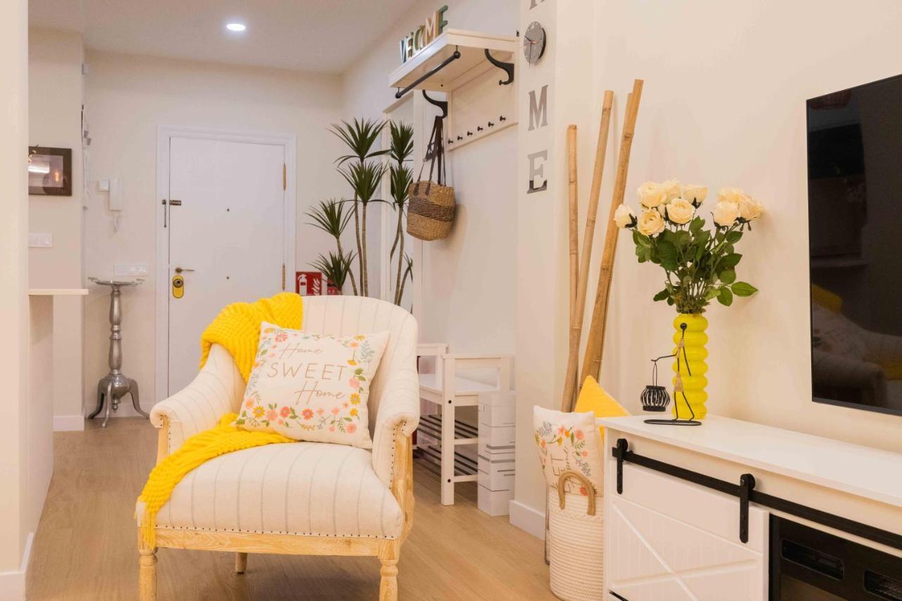 Bilbao Chic Barrena Old Town Apartment Bagian luar foto